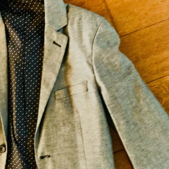 Gray Blazer - Picture 2 of 4